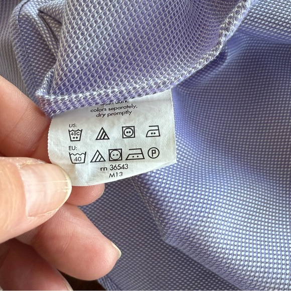 Men’s Calvin Klein Dress Shirt - Picture 6 of 7